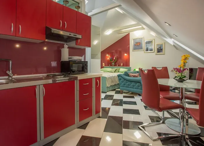 Zana Luxury Center Apartment *