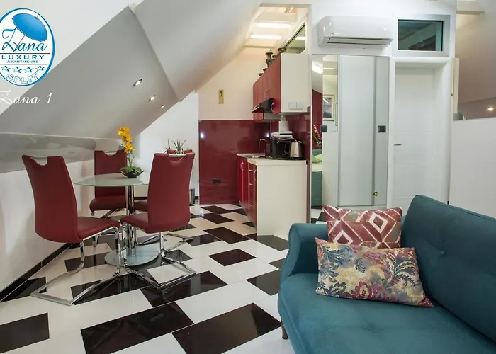 Zana Luxury Center Apartment