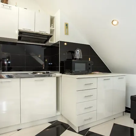 Zana Luxury Center Apartment