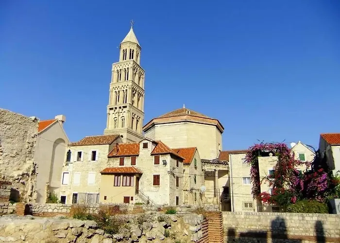 Zana Luxury Center * Split